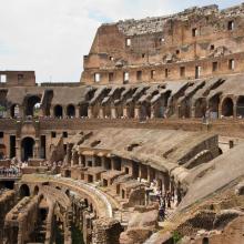 Interior del Coliseo Romano